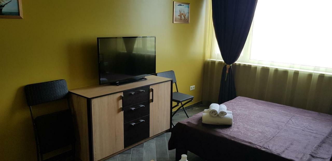 7 Days Apartments Апартаменты В Затоке 扎托卡 外观 照片