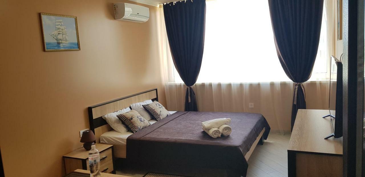7 Days Apartments Апартаменты В Затоке 扎托卡 外观 照片