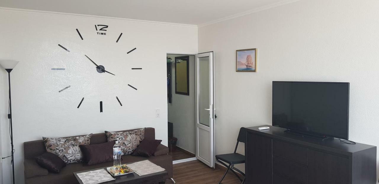 7 Days Apartments Апартаменты В Затоке 扎托卡 外观 照片